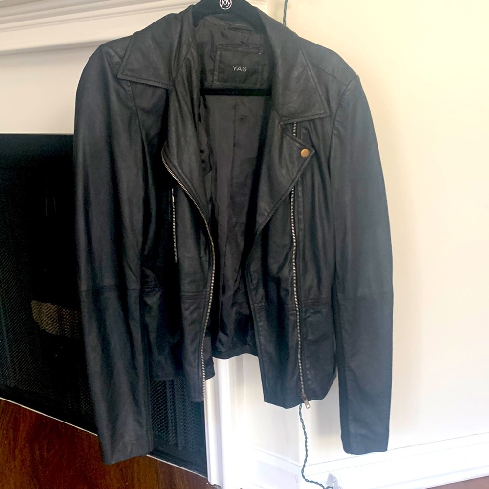 YAS black leather jacket with zipper